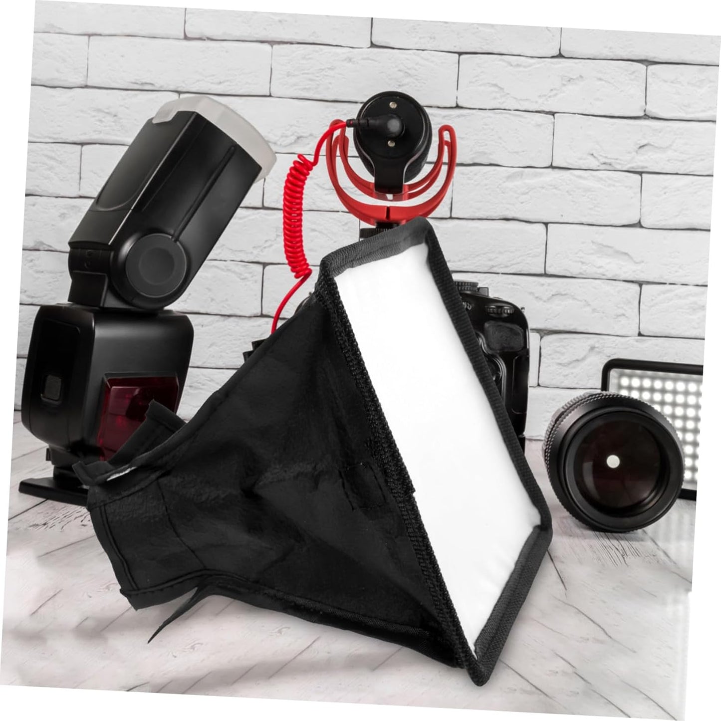 Portable Camera Flash Diffuser Softbox Flash Light Softbox Lightweight Portable Soft Light Diffuser Easy to Install and Use